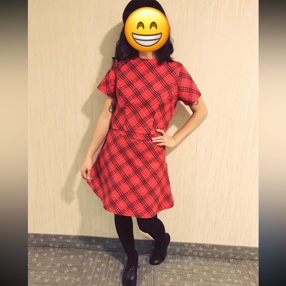 Tuesday of California red plaid crop top + skirt set - Picture 3 of 3